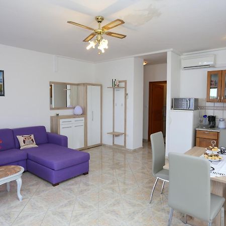 Villa Paris Нечуям Номер фото